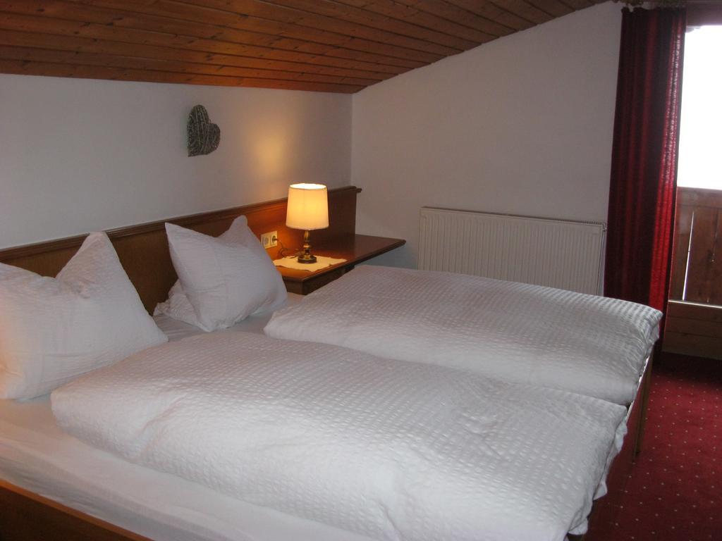 Hotel Haus Gmahblick Ferienwonungen Alpbach Exterior foto