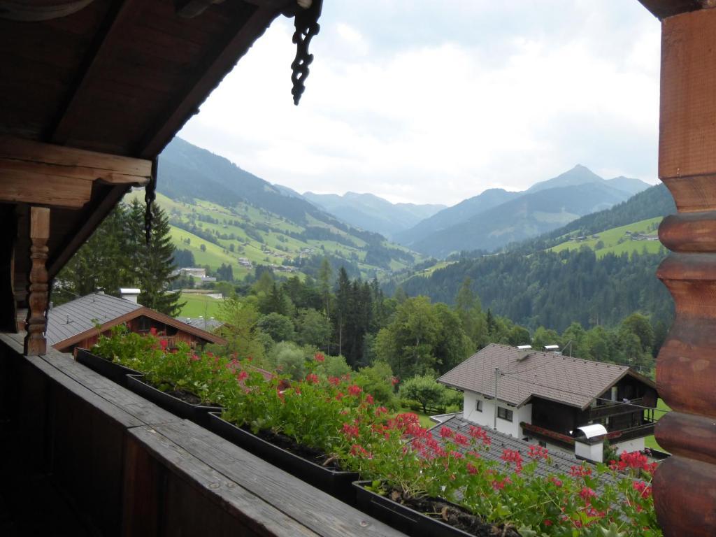 Hotel Haus Gmahblick Ferienwonungen Alpbach Exterior foto